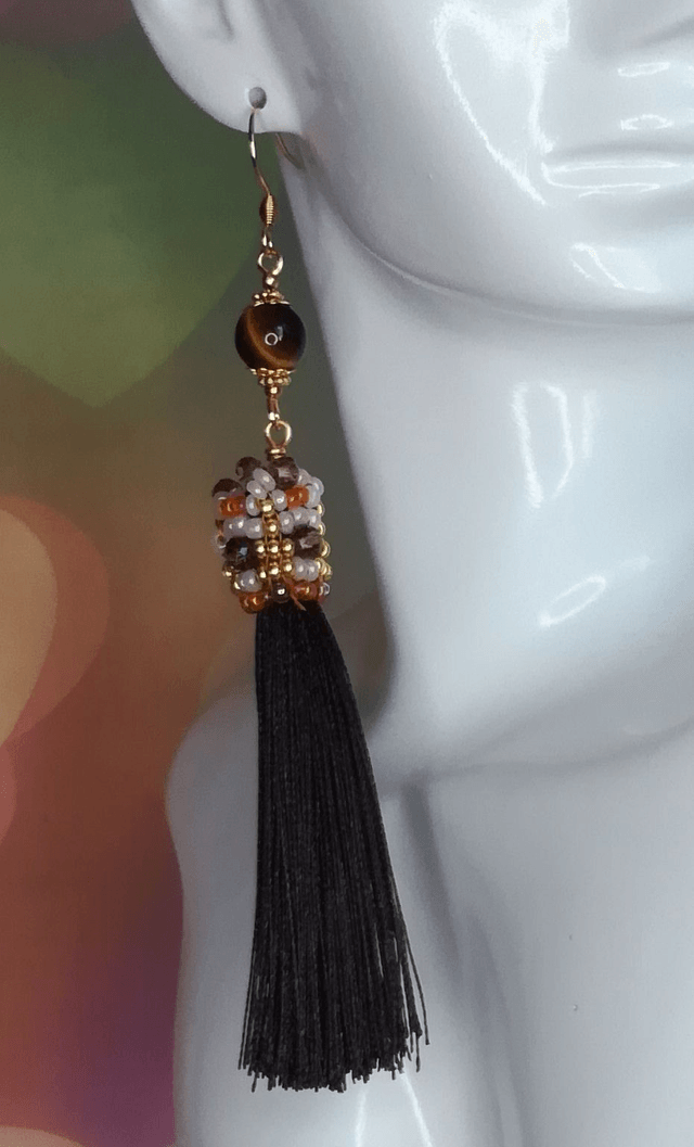 Boucles d'oreille pompon oeil de tigre
