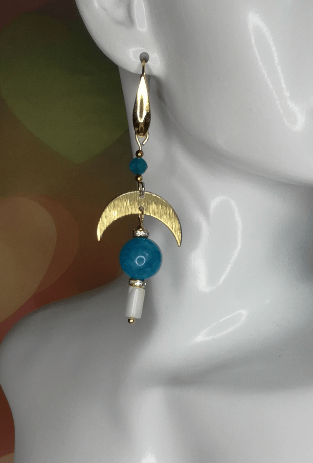Clous d'oreille apatite et coquillage