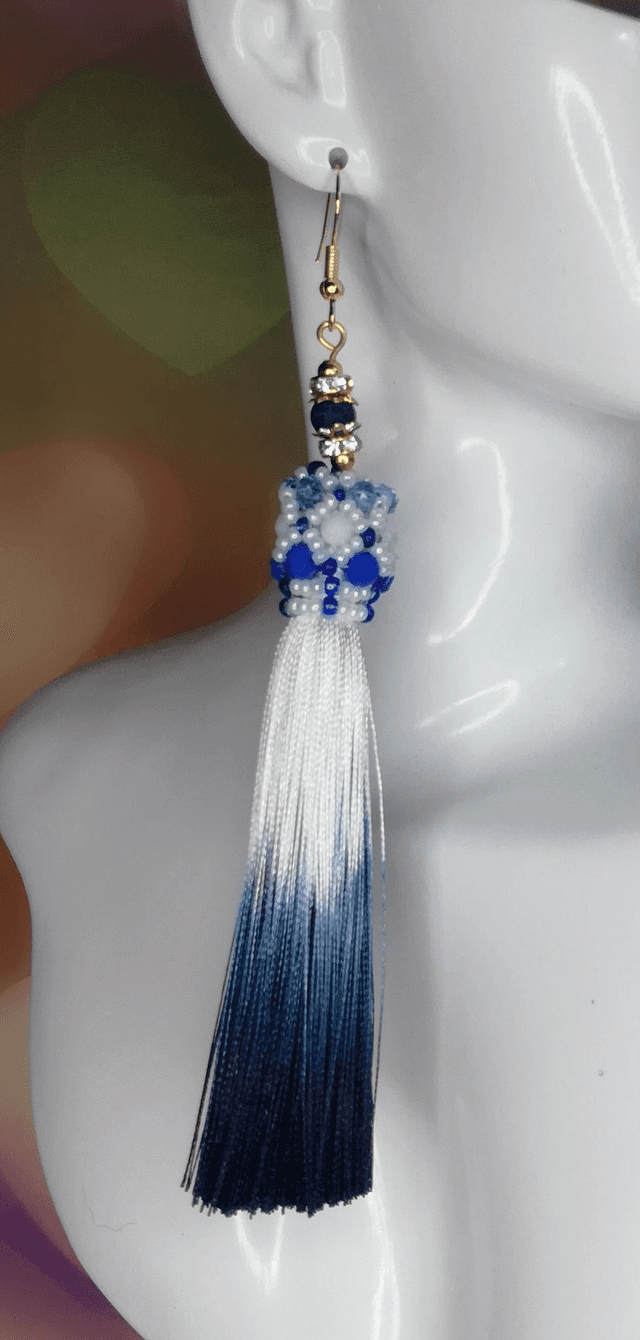 Pompons bleus