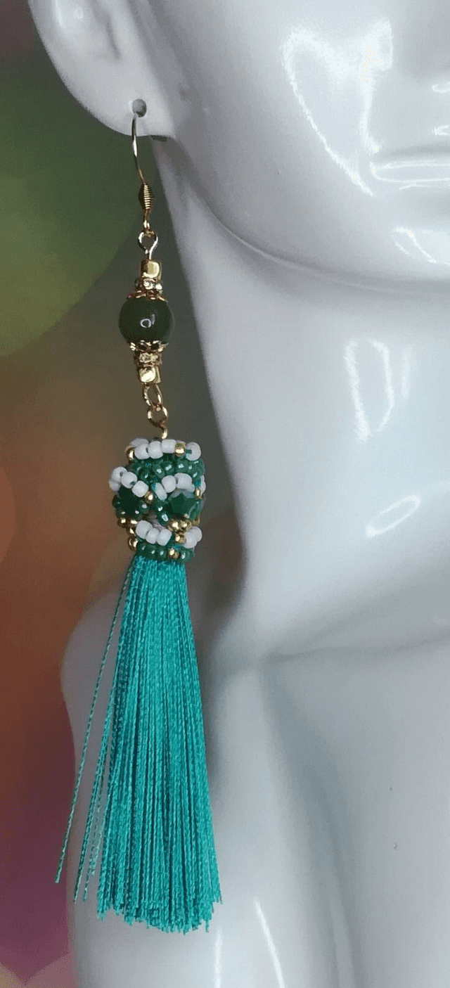 Boucles d&#039;oreille pompon aventurine