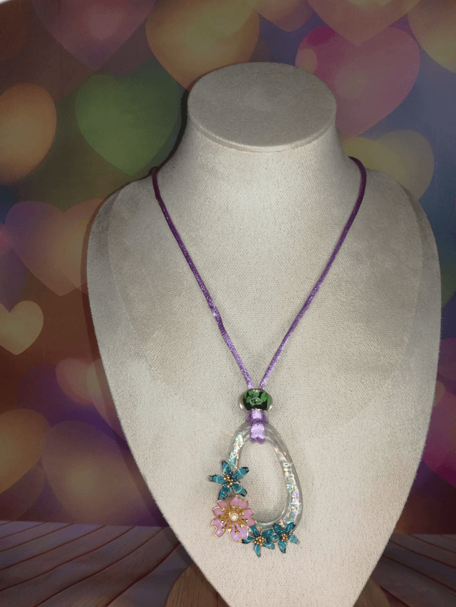 Collier résine 